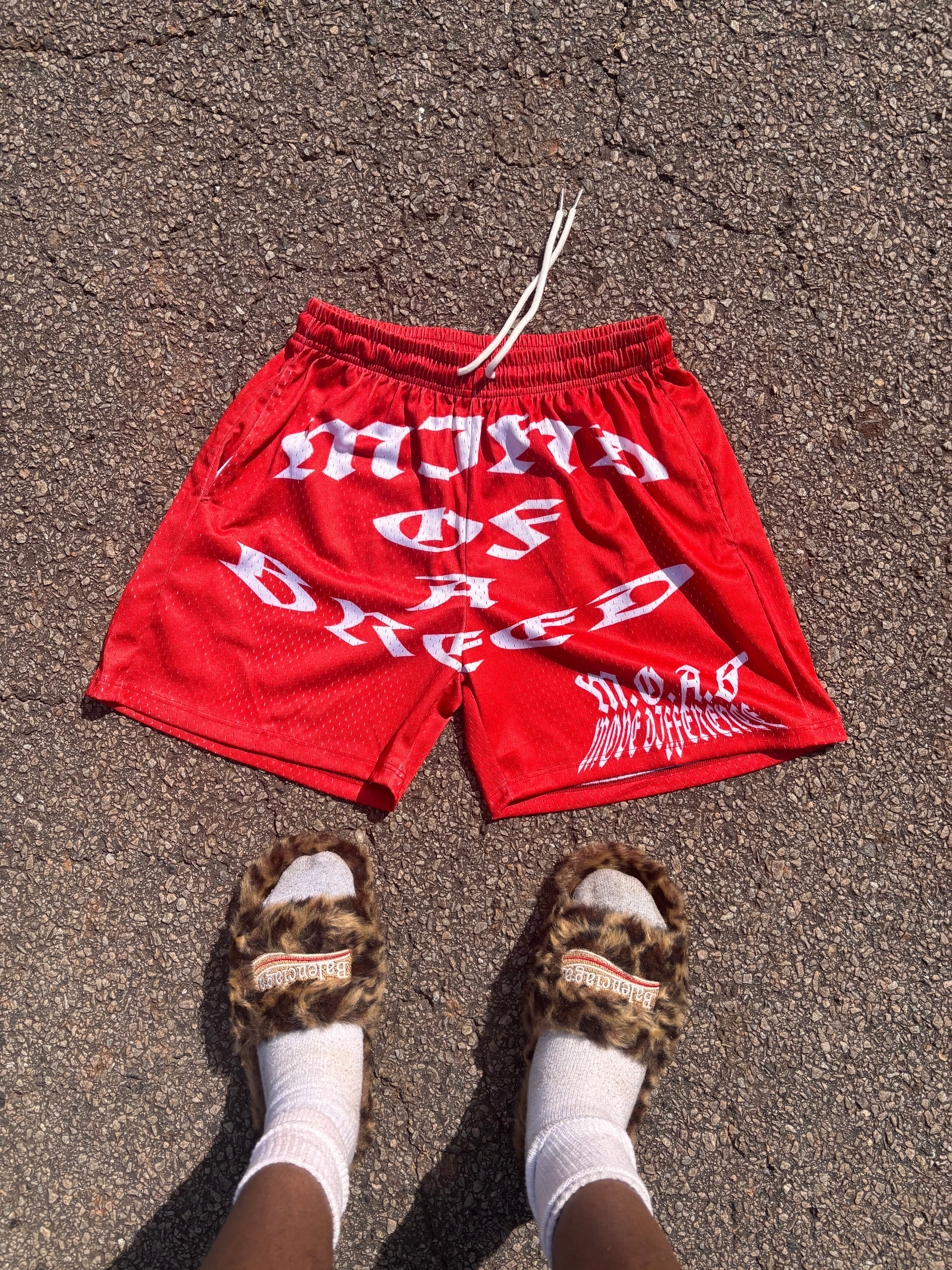 M.O.A.B MESH SHORTS RED