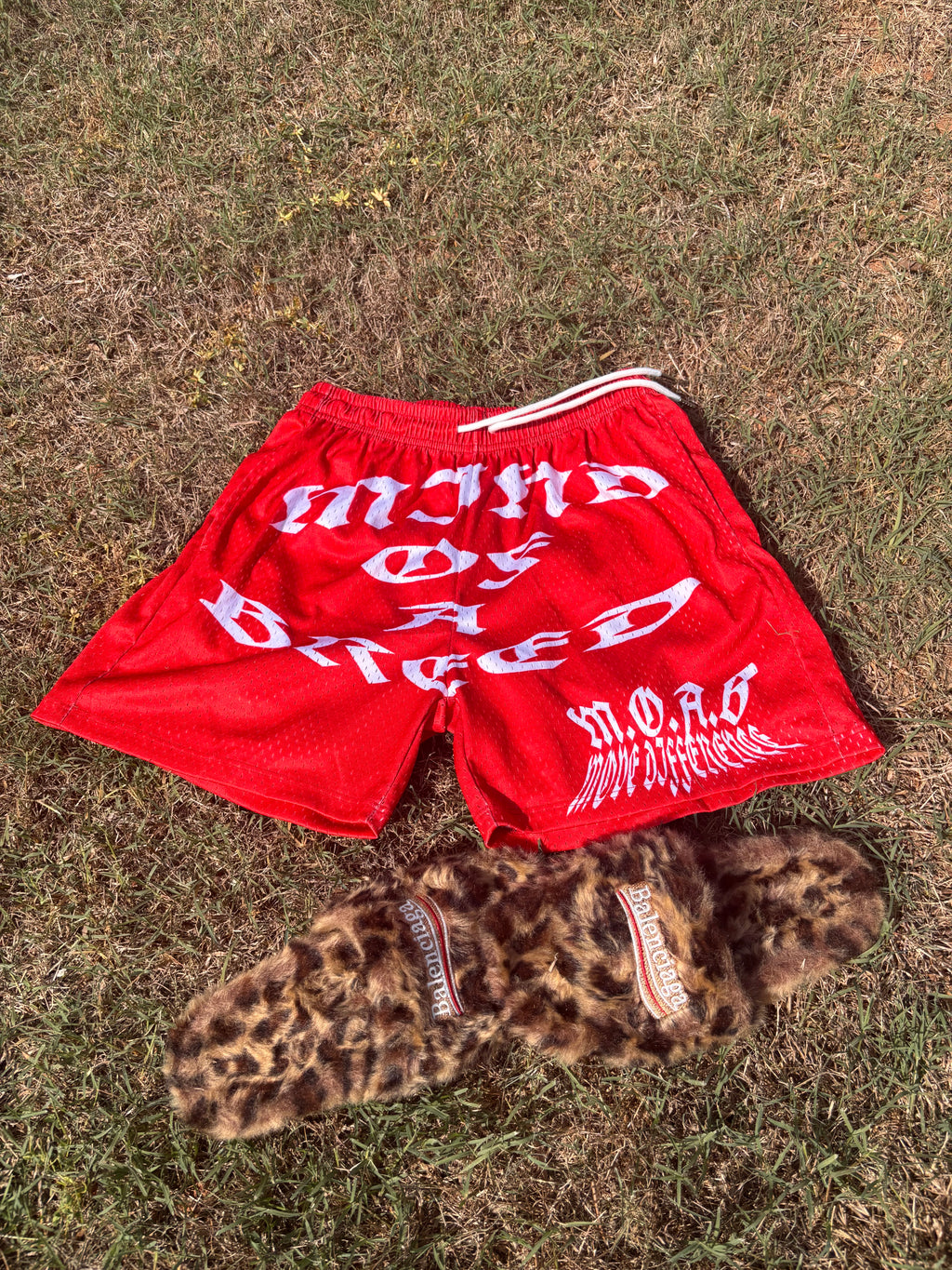 M.O.A.B MESH SHORTS RED
